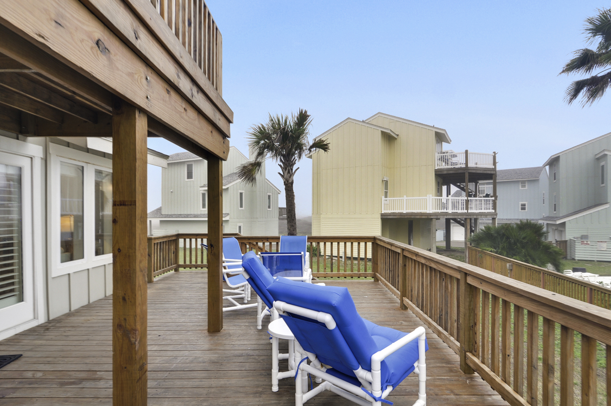 Remodeled OceanView Beach House RA91492 RedAwning