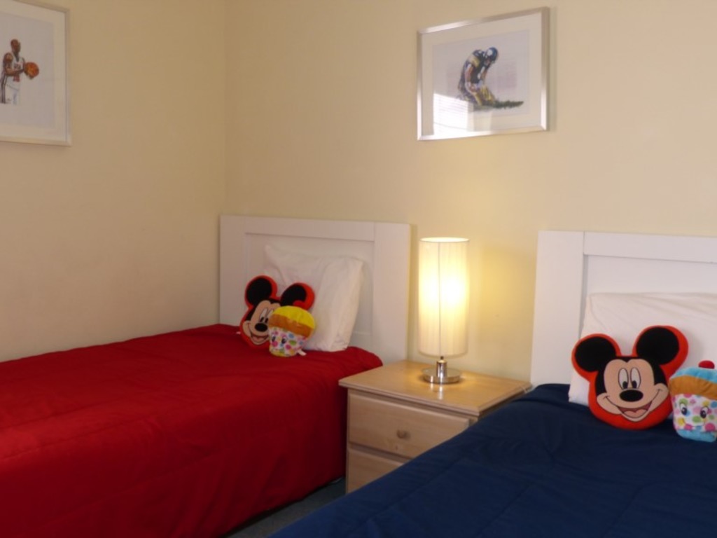TM148OR Vacation Rental in Davenport - RedAwning