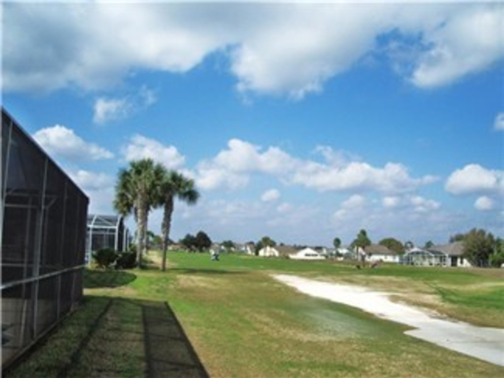 Espirit Oasis Vacation Rental in Davenport - RedAwning