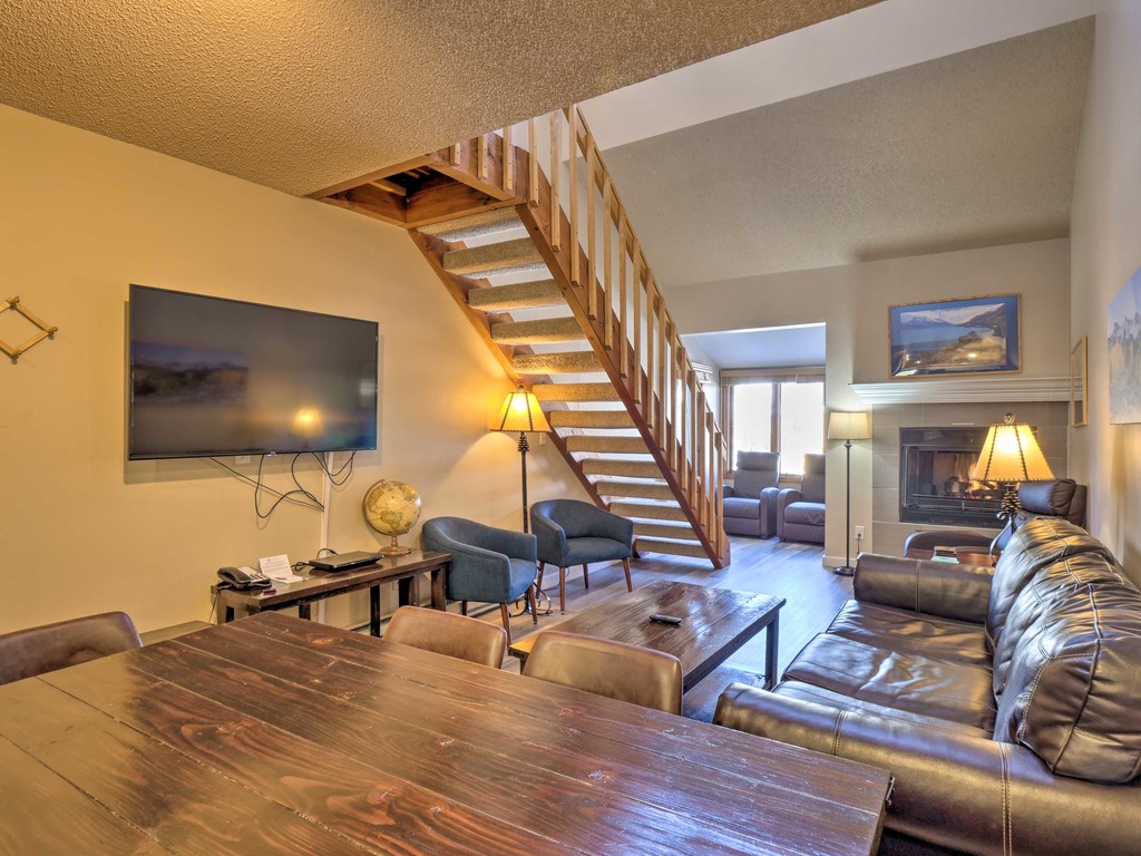 Foxpine 2 Bedroom + Loft Condo #309/311 Vacation Rental in Copper Mountain - RedAwning